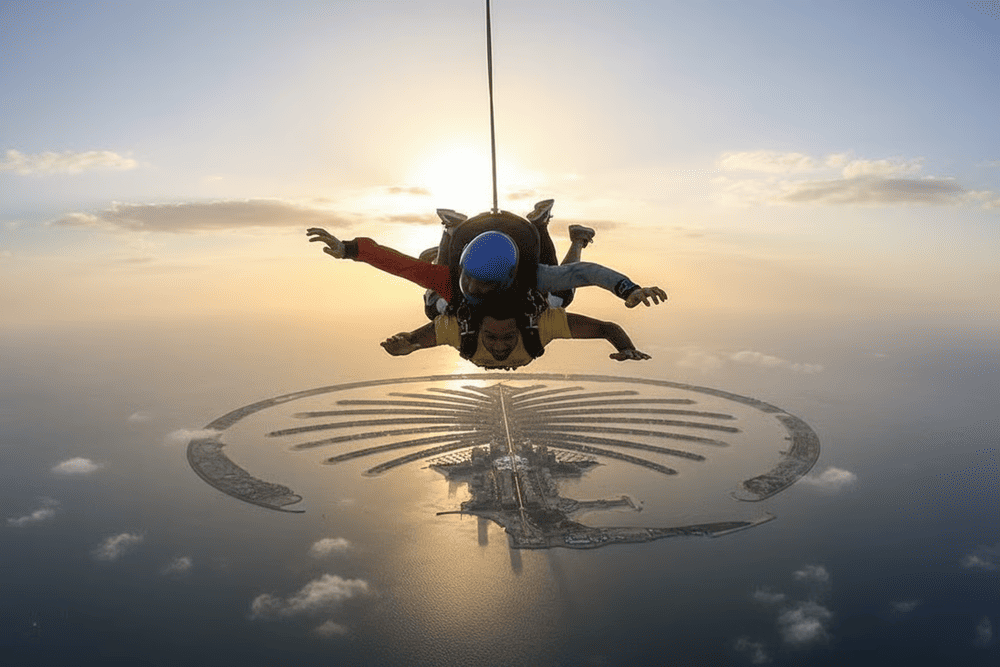 Skydiving in Dubai offers a heart-pounding freefall with stunning views of the Palm Jumeirah and the city’s iconic skyline (Source: Internet)